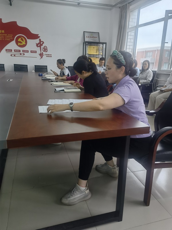 信息与控制工程系教师党支部召开2021年新修订《中华人民共和国教育法》学习会议-3